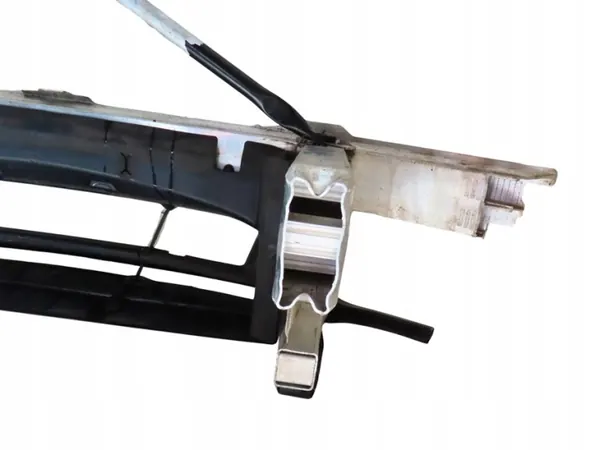 Framstötfångarbalk OEM för BMW 3 F30 2011-2018 image 9