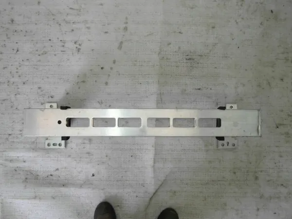 Land Rover Range Rover Sport Frontstoßstangen-Träger OEM M8E210005A image 2