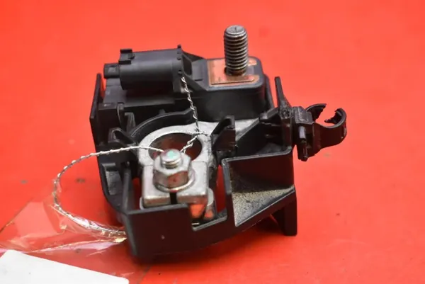 Borne Négative OEM 28850-0T030 pour Toyota Corolla image 6