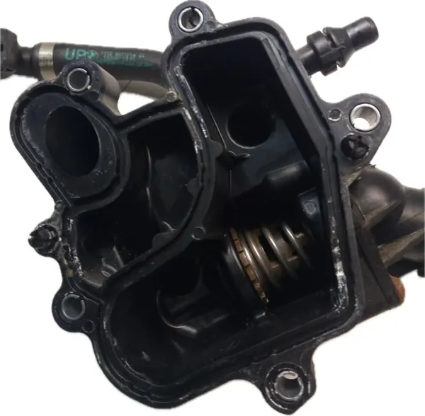 BMW G20 G30 G01 G05 Termostat Hus 8581627 image 4