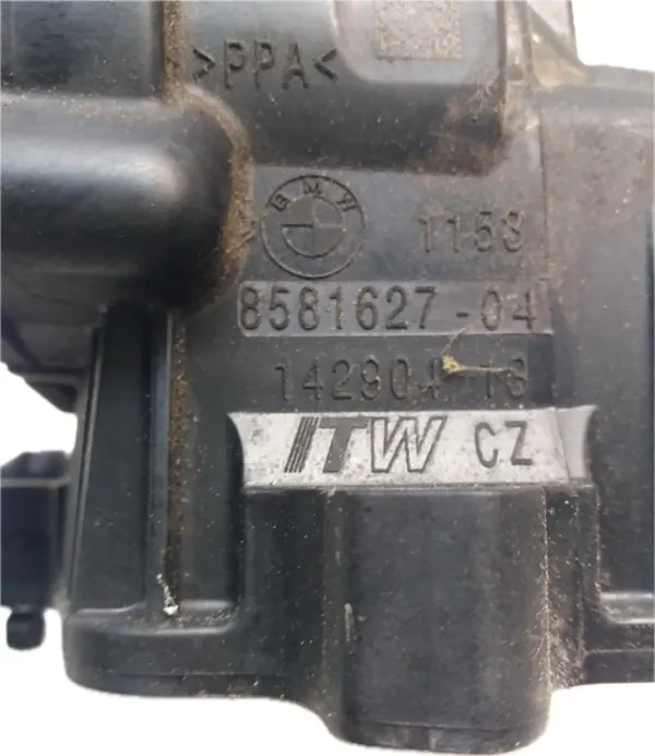 BMW G20 G30 G01 G05 Termostat Hus 8581627 image 5