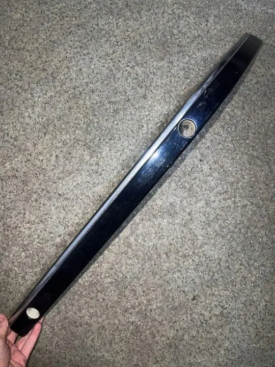 OEM 7005968 Rechte Frontstoßstangenleiste BMW 5 Touring image 2