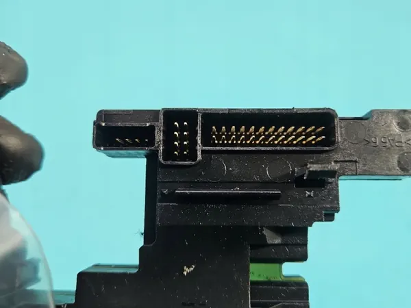 Sensor de ángulo de dirección OEM A1645450516 Mercedes ML W164 image 3