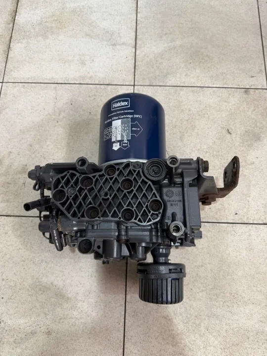Válvula Secadora OEM A0014461764 para Mercedes image 2