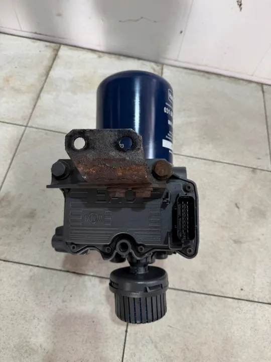 Válvula Secadora OEM A0014461764 para Mercedes image 3