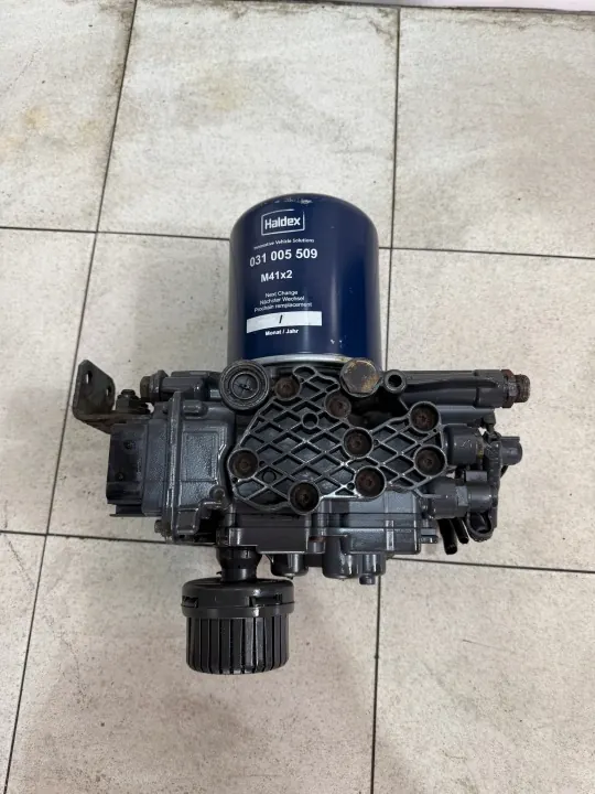 Válvula Secadora OEM A0014461764 para Mercedes image 4
