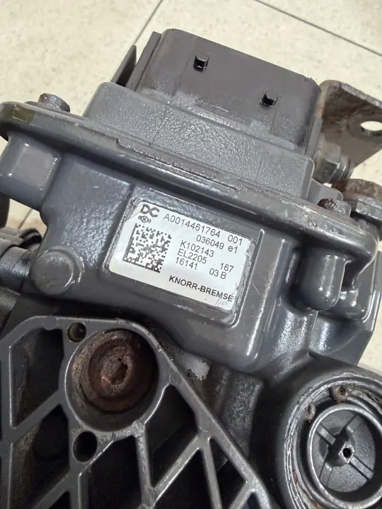 Válvula Secadora OEM A0014461764 para Mercedes image 6