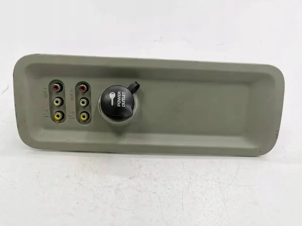 Enchufe AUX Chrysler Voyager OEM ET09TRMAC 2008 image 2