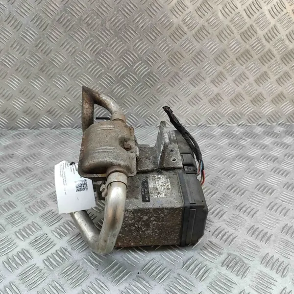 Webasto Värme Audi A8 S8 D2 4D 1997 OEM 4D0265081H image 8