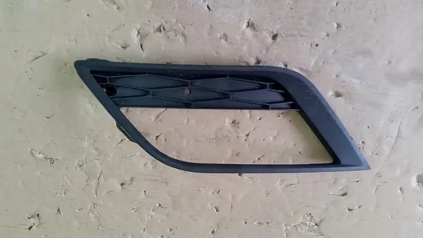 Griglia paraurti sinistra Seat Ibiza IV 6J0853665F image 9