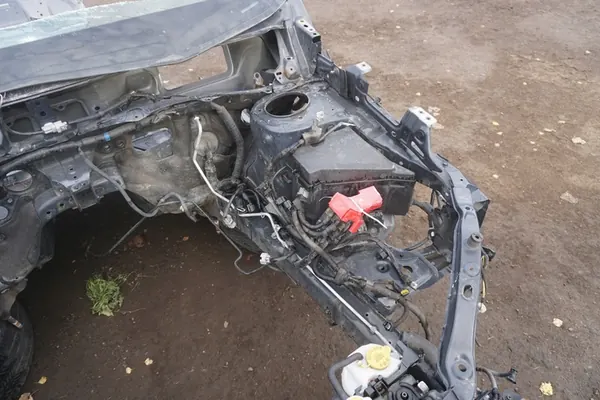 SUBARU FORESTER IV SJ 2013-2018 Viga de Para-choque Dianteiro OEM image 2