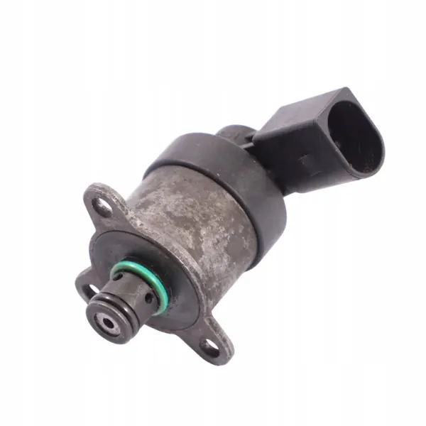 Mercedes Polttoainepaineensäädinventtiili OEM A6460740084 image 10