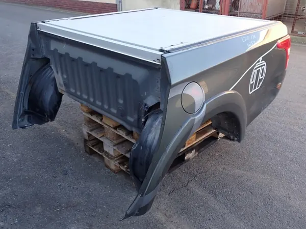 Caixa de carga OEM Mitsubishi L200 F27 17R - Usado image 3