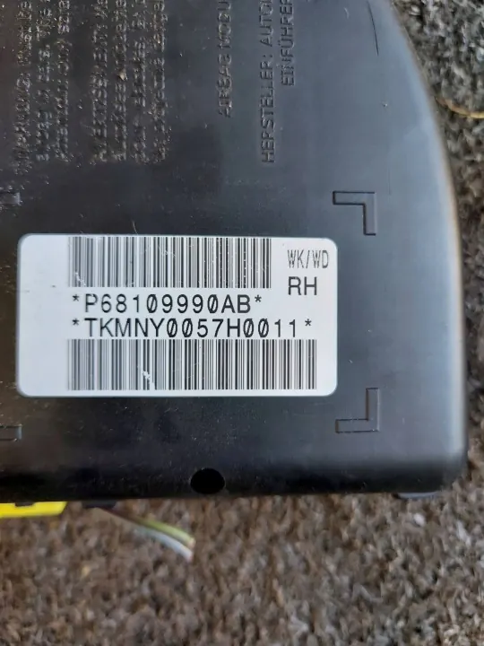Jeep OE P68109990AB höger sitskudde begagnad image 3