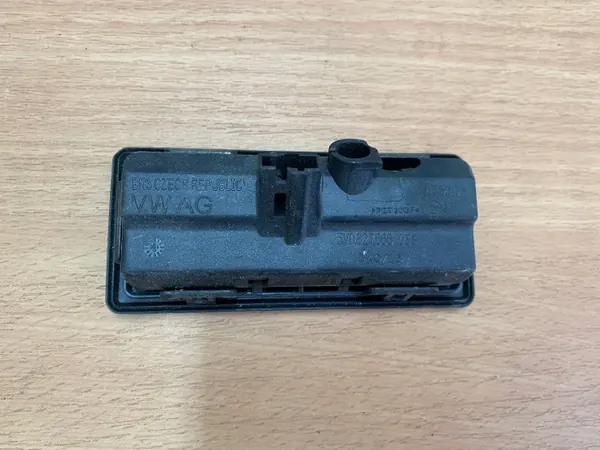 Caméra de recul OEM 3V0827566 pour Audi A4 B9 image 3