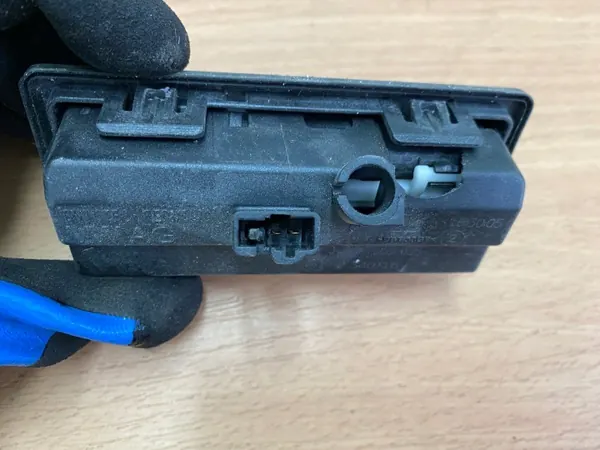 Caméra de recul OEM 3V0827566 pour Audi A4 B9 image 4