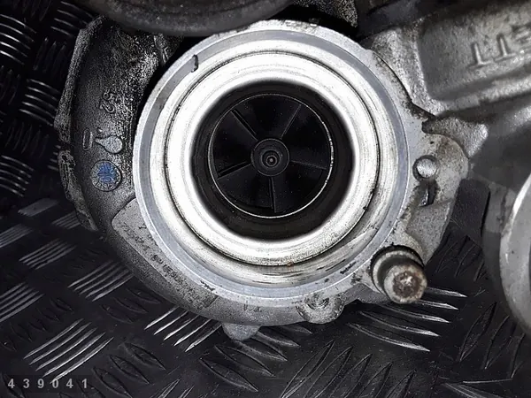 Turbocompressor BMW Série 7 2012 N63 B44 A image 5