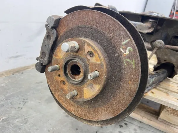 Mazda MX-5 NB taka-akselipalkki OEM MMAUTKO-28304- image 5
