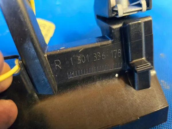 Oikea Valolaakeri OEM QUA11512 BMW 2 F45 F46 image 3