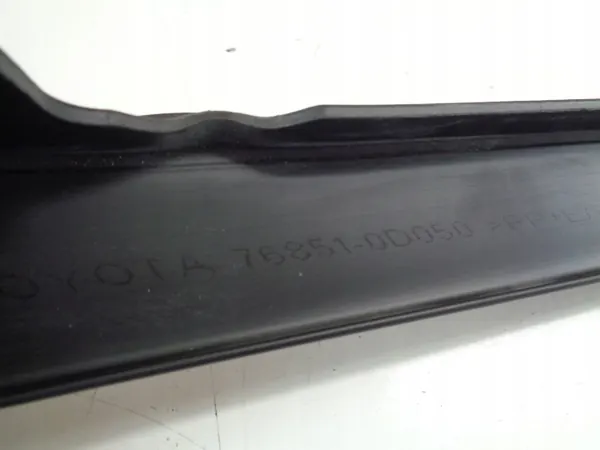 Spoiler pare-chocs avant Toyota Yaris III OEM 76851-0D050 image 4