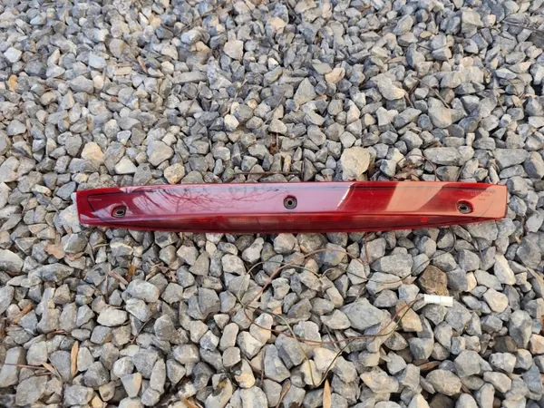 Mercedes Vito W639 Kolmas Jarruvalo OEM A6398200056 image 2