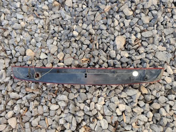 Mercedes Vito W639 Kolmas Jarruvalo OEM A6398200056 image 4