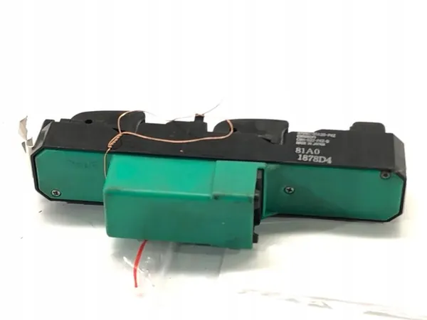 Fensterschalter Suzuki Jimny III 37990-81A20 image 2