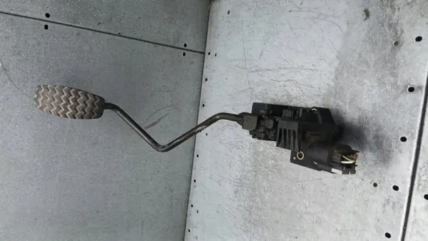Gaspotentiometer OEM 46822841 für Fiat Stilo image 2