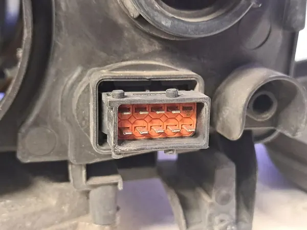 Saab 9-3 Ver1 2005 Oikea Etuvalo image 4