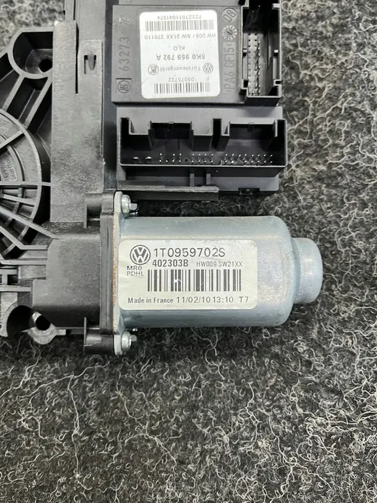 Raammotor rechtsvoor Skoda Octavia II Lift 1T0959702S image 2