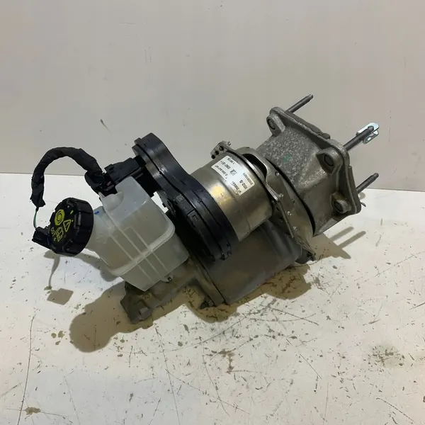 RENAULT MEGANE IV HYBRIDE REMBOOSTER 472105090R image 2