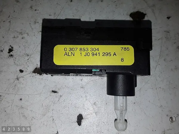 Capteur de niveau de phare Audi TT 2008 1J0941295A image 4