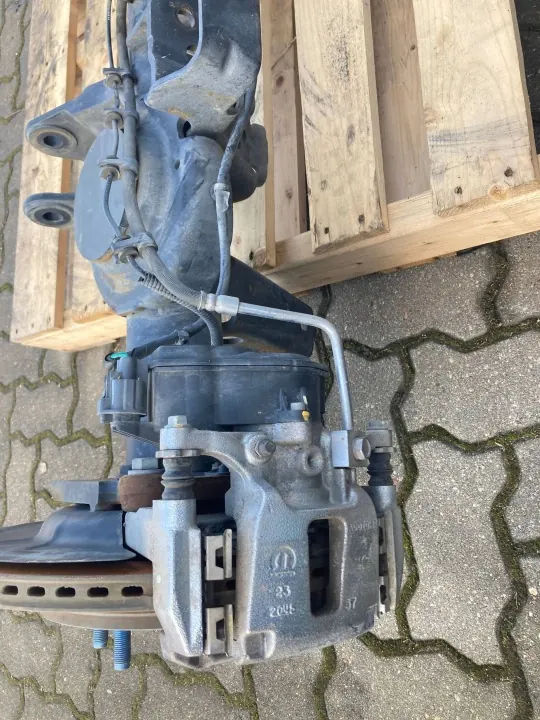 RAM TRX 1500 Hinterachsdifferential 3.55 OEM 68441696AE image 9