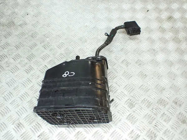 Polttoainehöyryhiilisuodatin OEM 84802772 Corvette C8 image 5