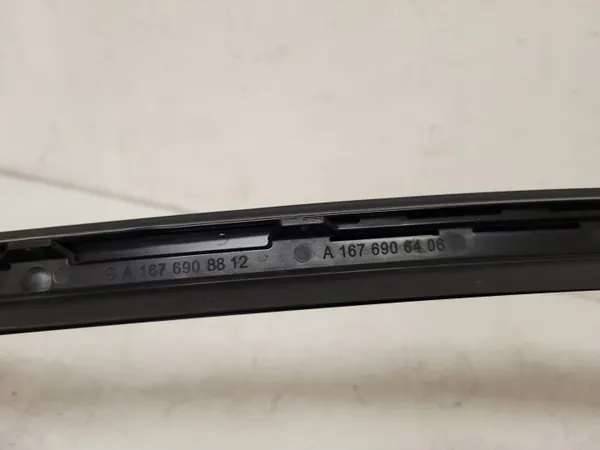 Wasserabscheider rechts OEM A1676908812 Mercedes-Benz image 3