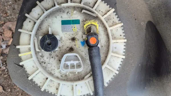 Bränsletank Pump Lexus GS 350 3.5 V6 AWD 77020-30292 image 4