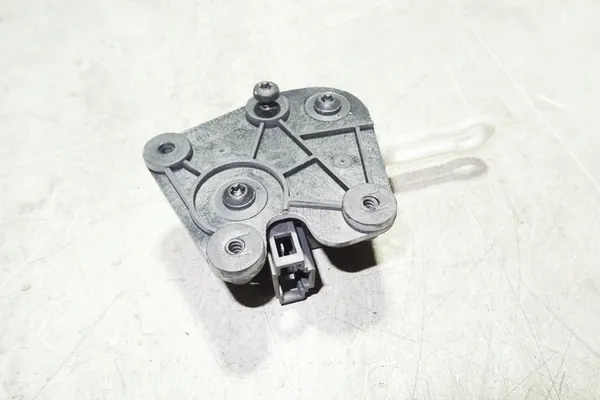 Bränsletanklock AUDI A6 (4B2, C5) 2.5L diesel image 3