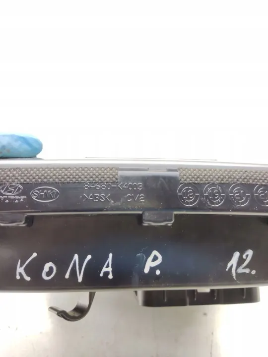 Cenicero Hyundai Kona 2021 OEM 84680K4651 - Usado image 10