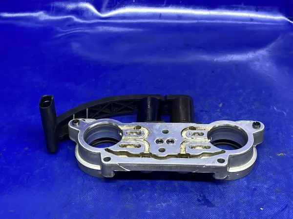 Rechter Distributieversteller OEM 06C103107D Audi image 4