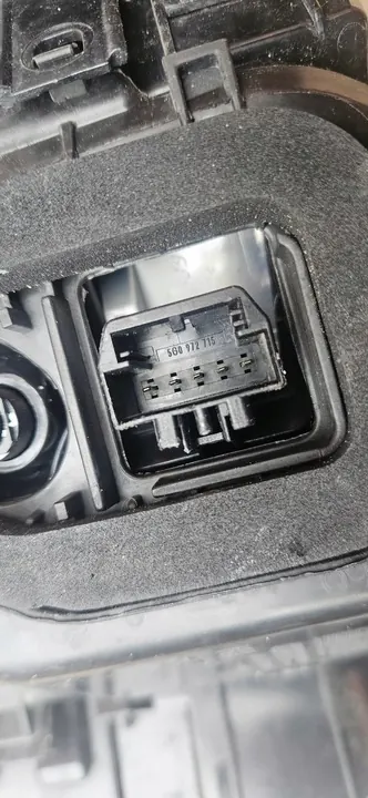 Luz trasera derecha VW Sharan 7N LED image 4