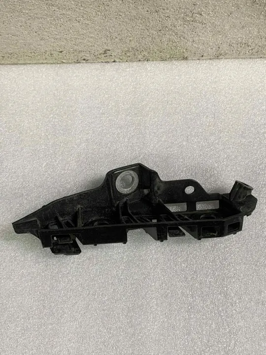 Scivolo paraurti anteriore destro VW Passat OEM: 3G0807050B image 3