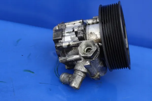 Styrpump OE Mercedes W221 3.0 3.2 3.5 CDI A0044668901 image 2