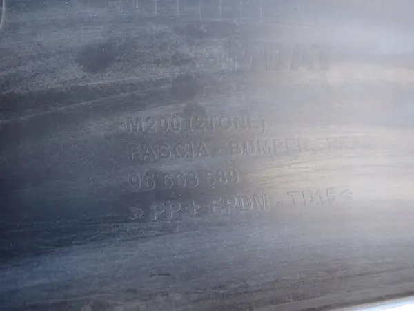 Parachoques trasero Chevrolet Spark II 96663589 image 10