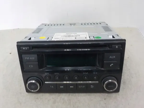 Gebrauchter Nissan OE CD-Player OEM 28185BH30D image 2