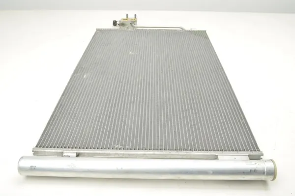 Condenseur climatisation Volvo XC40 B4 OEM 32339282 image 6