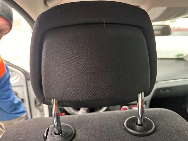 Mercedes W204 voorste hoofdsteun OEM PRZEDNI W204 ZAGŁÓWEK image 3
