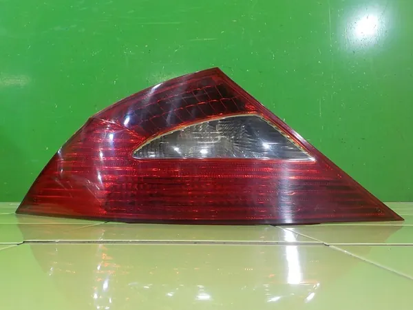 MERCEDES CLS W219 3.0 CDI Linker Achterlicht A2198200164 image 2