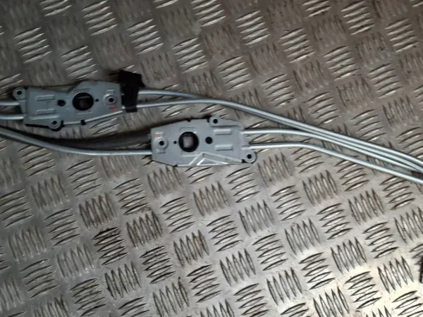 Toit ouvrant complet OEM 1718953 pour Mercedes-Benz E W212 image 6