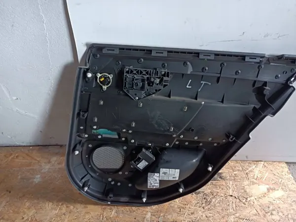 Jaguar XF X250 vasen taka sivupaneeli OEM BKU1372 image 3