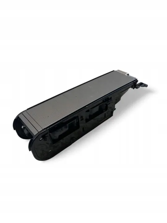 Volvo XC90 Bekerhouder OEM 31389958 Dashboard image 5